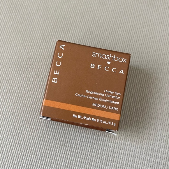 BECCA under eye corrector - Picture 1 of 3